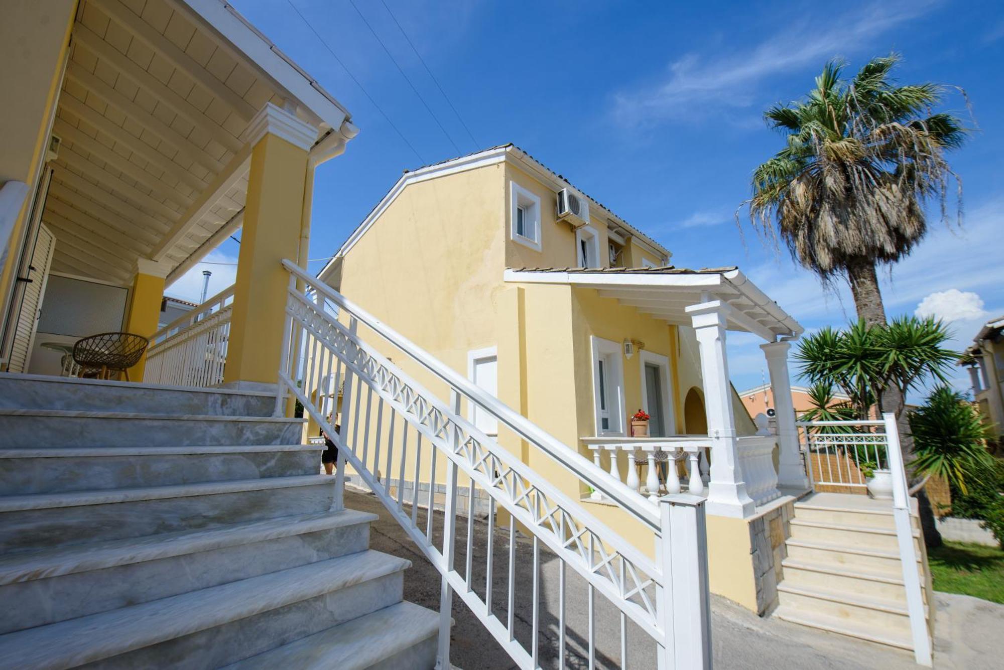 Saint Spiridon Hotel Kassiopi Exteriör bild
