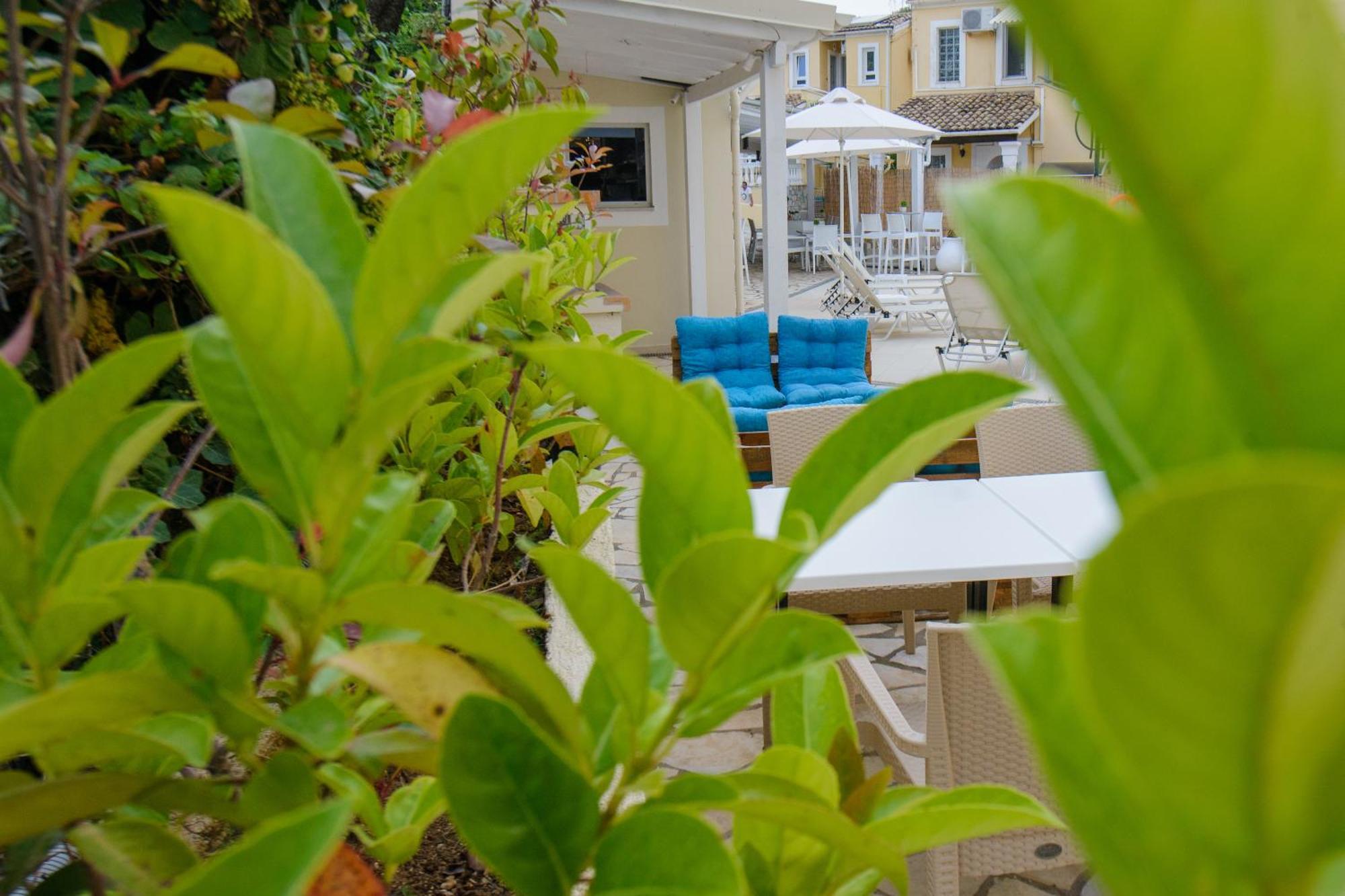 Saint Spiridon Hotel Kassiopi Exteriör bild